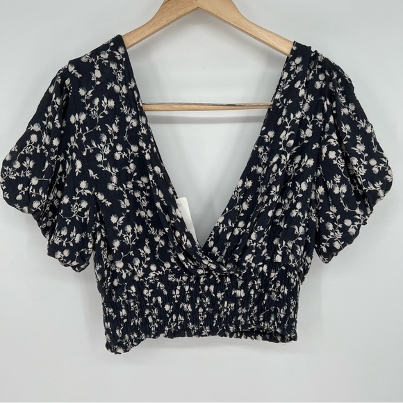 Pookie & Sebastian Ditzy Floral Navy White Bubble Puff Sleeve Crop‎ Top Blouse V - Picture 9 of 10